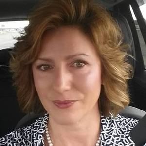 Meet your Posher, Claudia